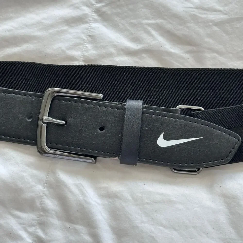 Nike Baseball Belt 2.0 Stretch Adjustable Gun Metal Buckle Black